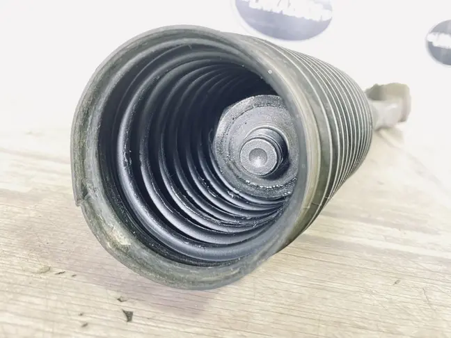 Тяга рулевая правая Land Rover Evoque I L538