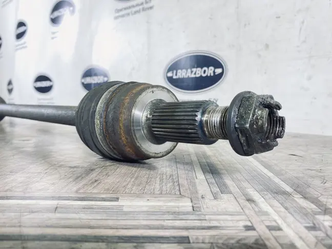 Привод задний правый Land Rover Evoque L538