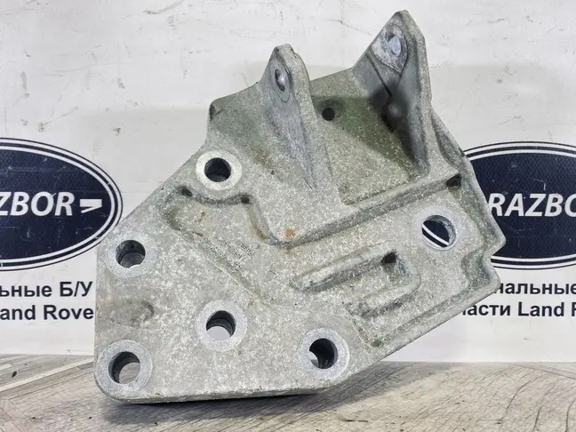 Кронштейн ДВC верхний Land Rover Evoque I