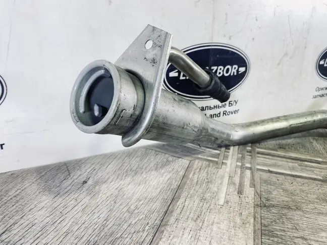 Заливная горловина Land Rover Evoque I