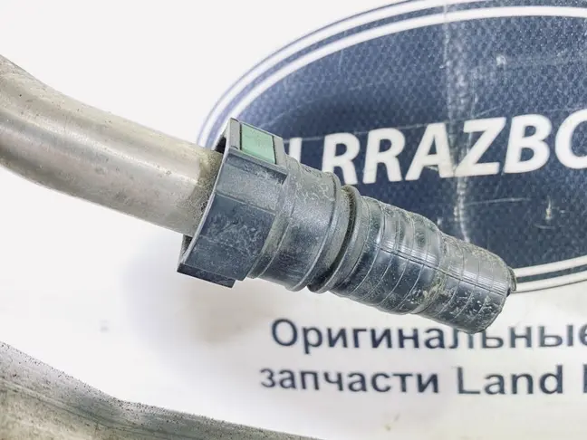 Заливная горловина Land Rover Evoque I