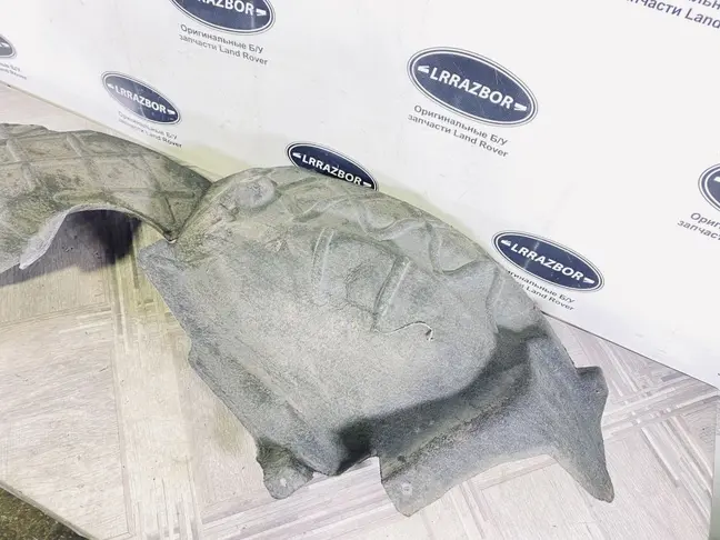 Подкрылок задний левый Land Rover Evoque 1