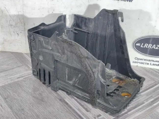 Ящик под аккумулятор Land Rover Evoque 1