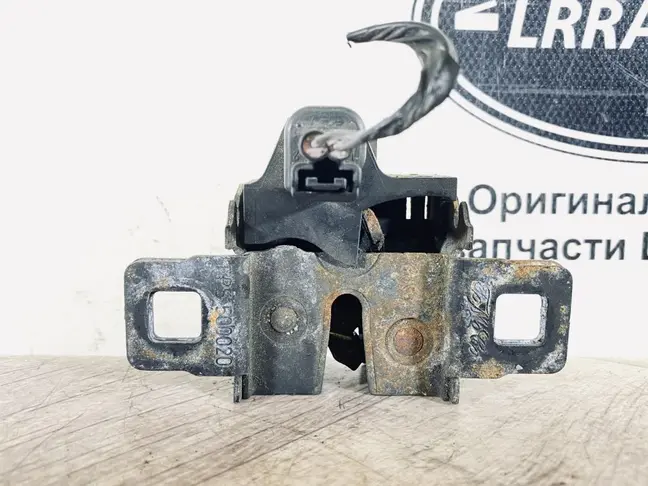 Замок капота правый Land Rover Evoque 1