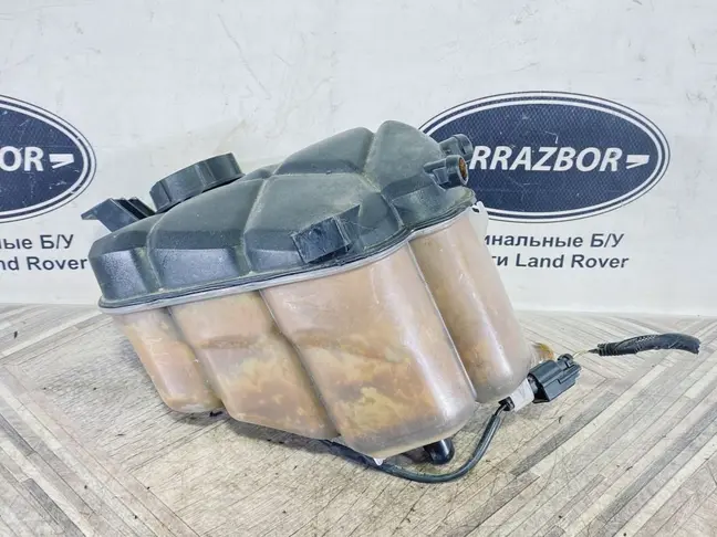 Бачок расширительный Land Rover Evoque 1