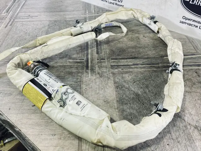Шторка безопасности L Range Rover Evoque L538