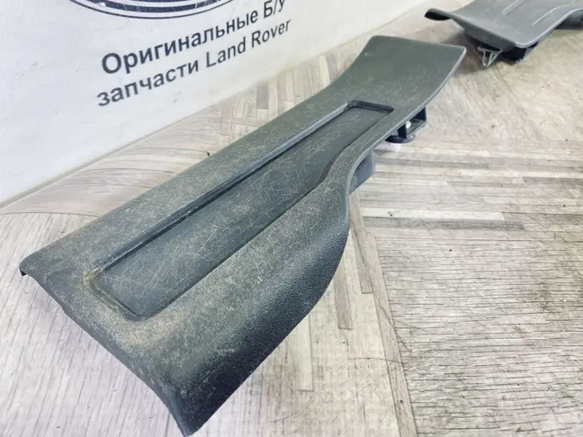 Молдинг порогов салонный Range Rover Evoque L538