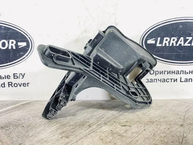 Кронштейн бампера левый Land Rover Evoque L538