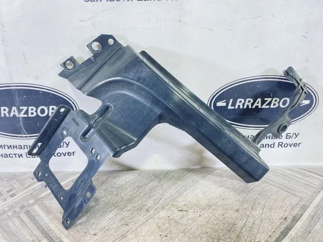 Кронштейн бампера левый Land Rover Evoque L538