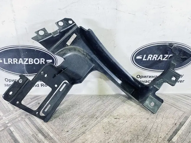 Кронштейн бампера правый Land Rover Evoque L538