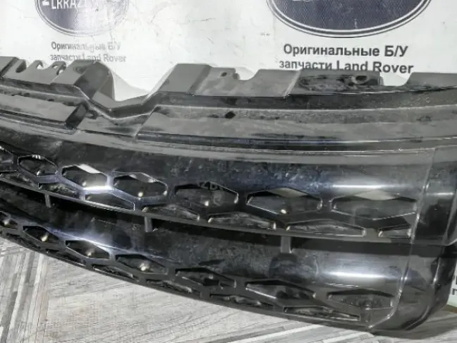 Решетка радиатора Land Rover Evoque 1