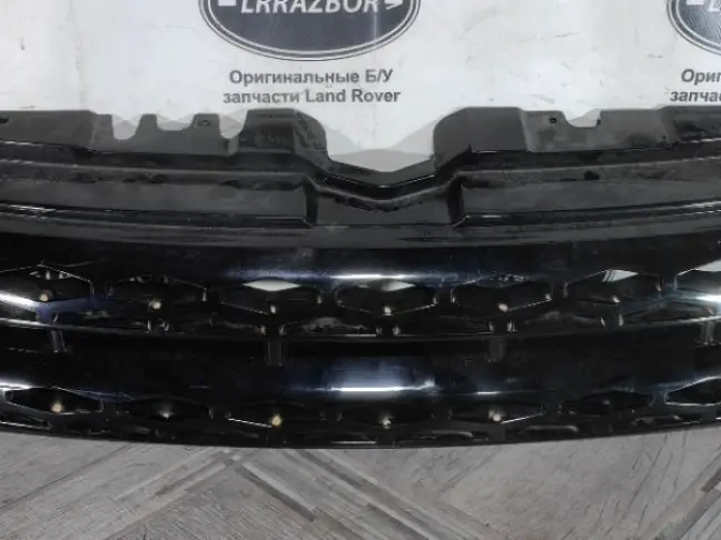 Решетка радиатора Land Rover Evoque 1