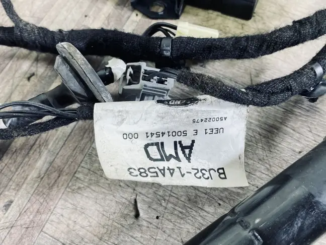 Амортизатор багажника Land Rover Evoque 2.2