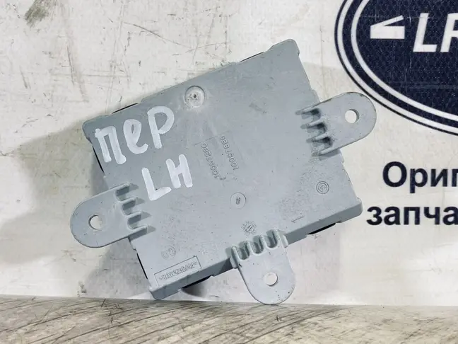 ЭБУ передней правой двери Range Rover Evoque L538