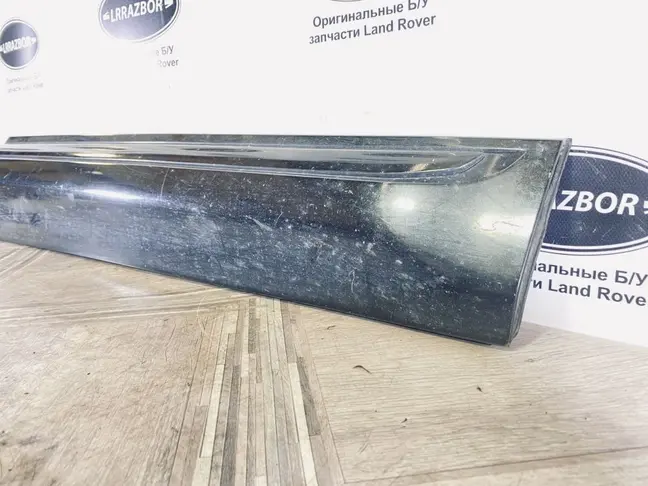 Молдинг правый передний Range Rover Evoque L538