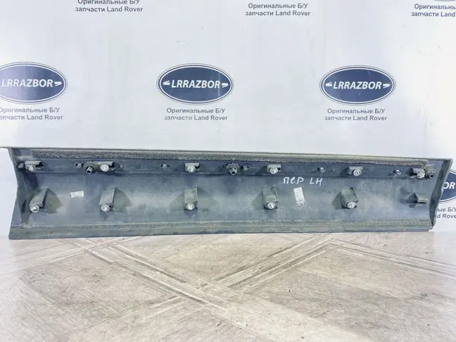 Молдинг левый передний Range Rover Evoque L538