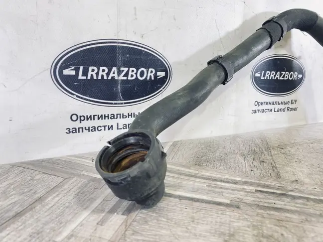 Патрубок радиатора Range Rover Evoque 2.2