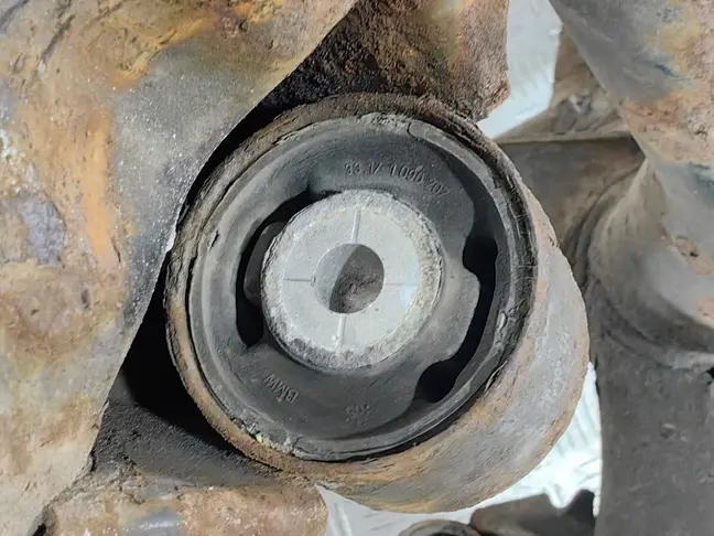 Подрамник задний Range Rover L322 2007-2012