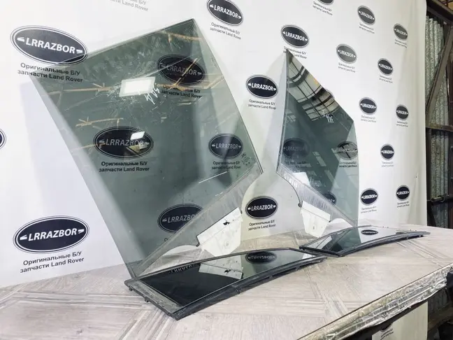 Стёкла задних дверей Range Rover 3 L322 09-12