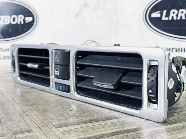 Дефлектор воздуховода центральный Range Rover L322