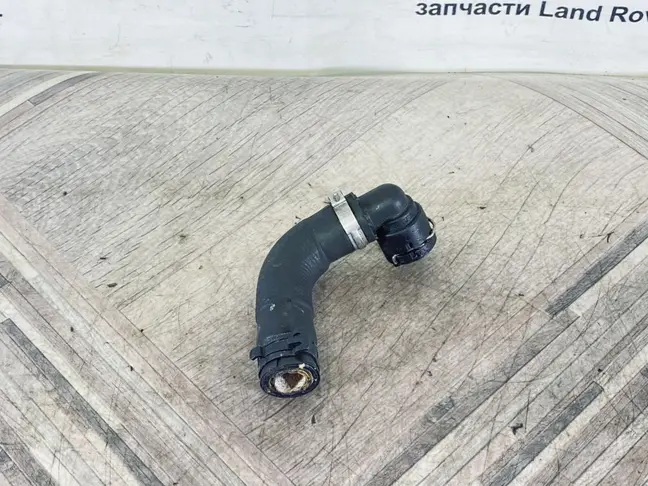 Патрубок охлаждения Range Rover 3 L322 448DT