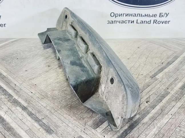 Ресничка бампера правая Range Rover L322 09-12