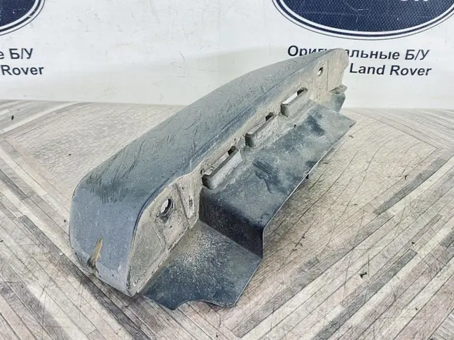 Ресничка бампера правая Range Rover L322 09-12