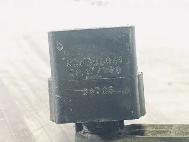 Датчик положения кузова правый Range Rover L320