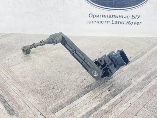 Датчик положения кузова правый Range Rover L320