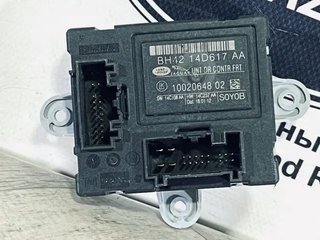 ЭБУ передней правой двери Range Rover L322 09-12