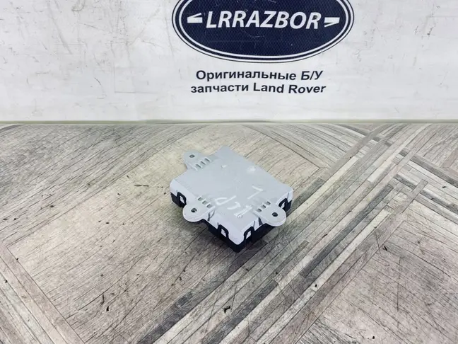 ЭБУ передней правой двери Range Rover L322 09-12