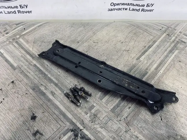 Кронштейн коллектора Range Rover 3 4.4 448DT L322