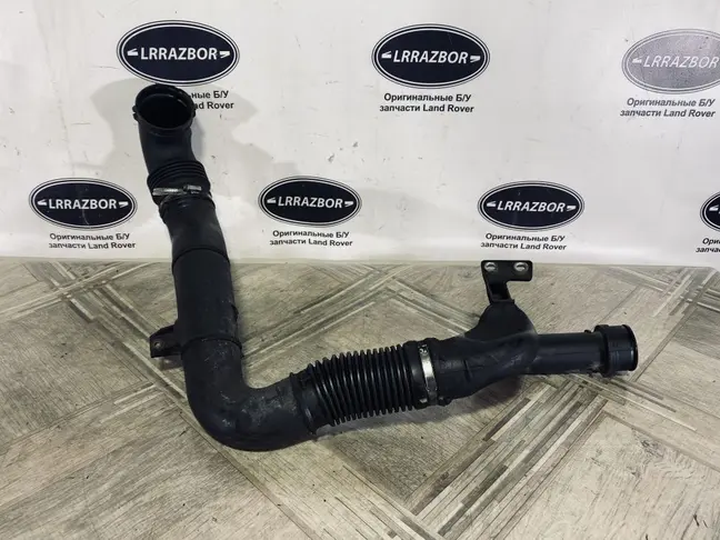 Патрубок воздушный левый Range Rover L322 448DT