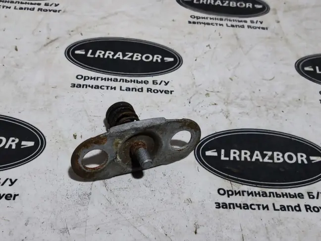 Отбойник капота регулятор Range Rover 3 L322 02-12