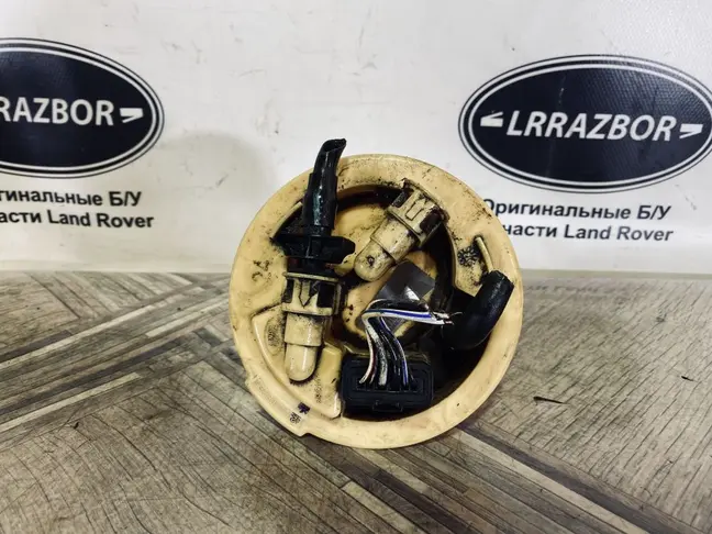 Крышка топливного бака Range Rover 3 L322 448DT