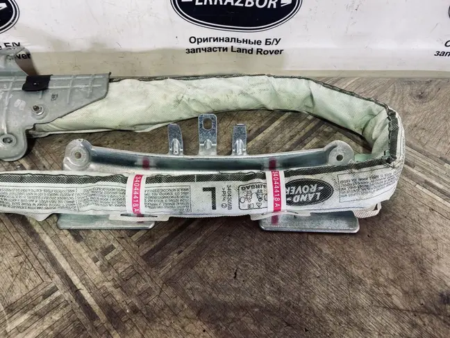 Шторка безопасности левая Range Rover L322 448DT