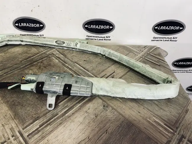 Шторка безопасности правая Range Rover L322 448DT