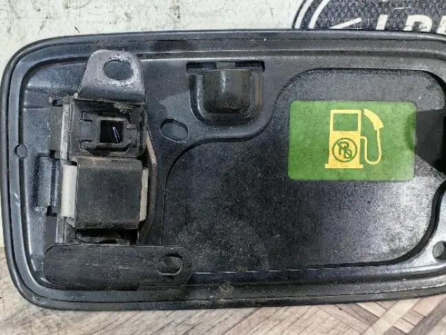 Лючок бензобака Range Rover 3 (2009-2012)