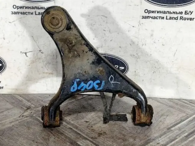 Рычаг передний верхний правый DISCOVERY 3 L319