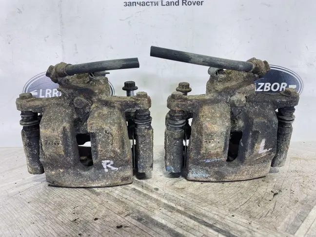 Суппорт задний комплект Range Rover Sport L320