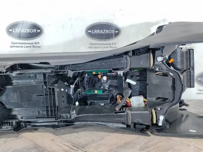 Консоль подлокотник DISCOVERY 4 L319 09-12