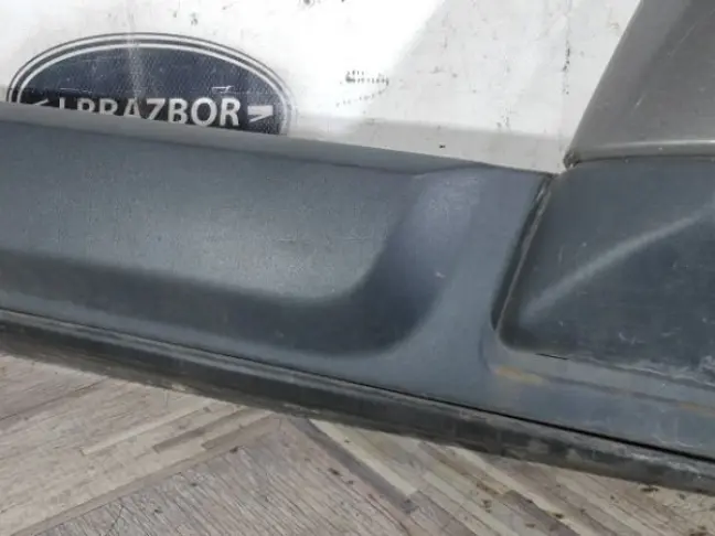 Молдинг двери задней левой DISCOVERY 4 L319 09-15