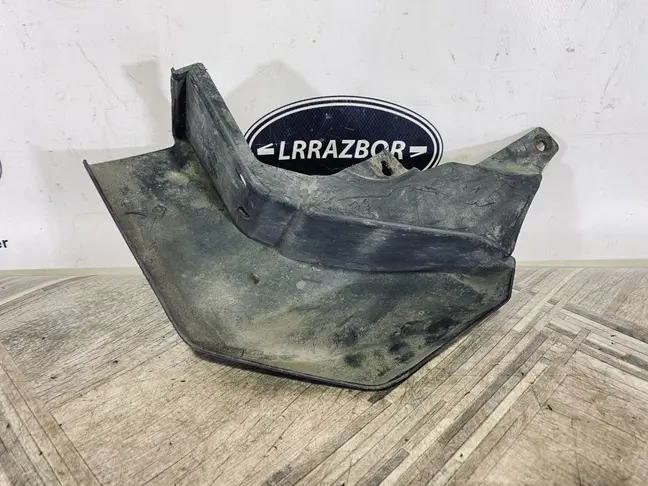 Брызговик задний левый Discovery IV, L319