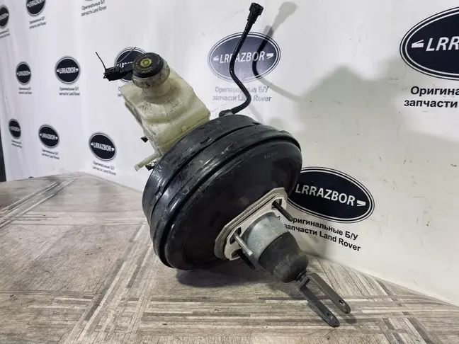 Вакуумник тормозной DISCOVERY 4 L319 09-12 3.0