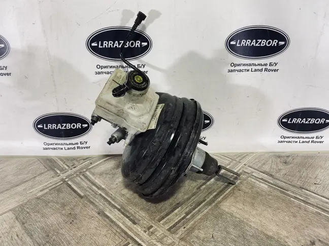 Вакуумник тормозной DISCOVERY 4 L319 09-12 3.0