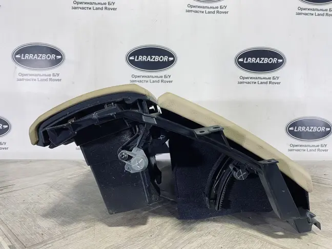 Бардачок Land Rover Discovery 3 2005-2009