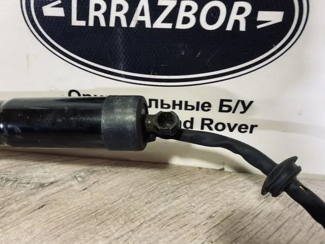 Амортизаторы багажника Range Rover 4 L405