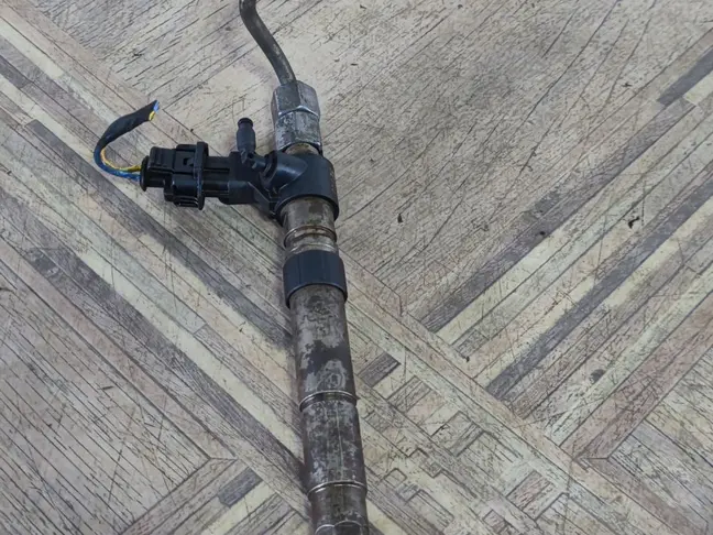 Форсунка топливная под ремонт Freelander 2 2.2