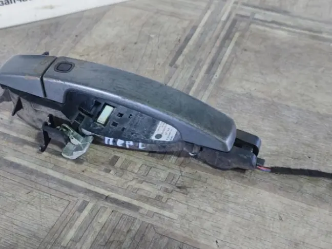 Ручка двери передняя левая Range Rover Sport L320