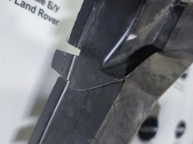 Диффузор радиатора Range Rover Sport 2 L494